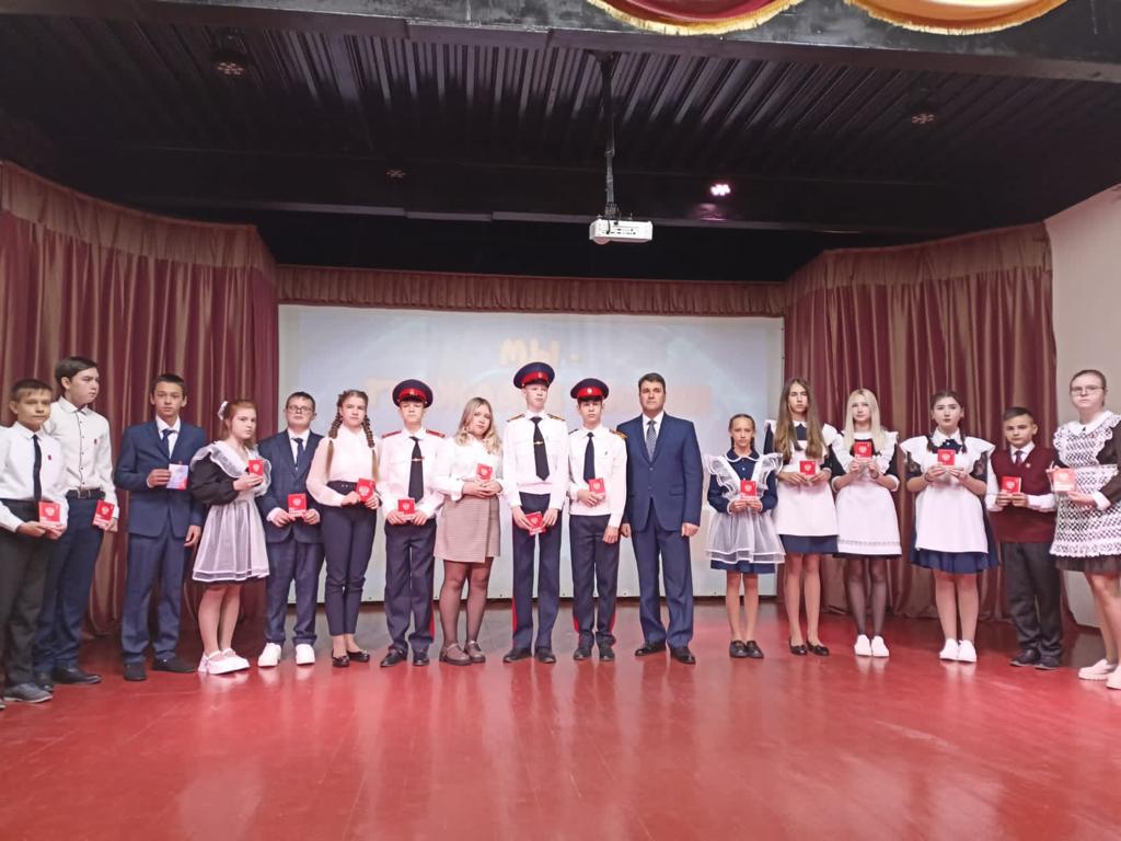 В Спасском районе отметили День народного единства В Спасском районе отметили День народного единства