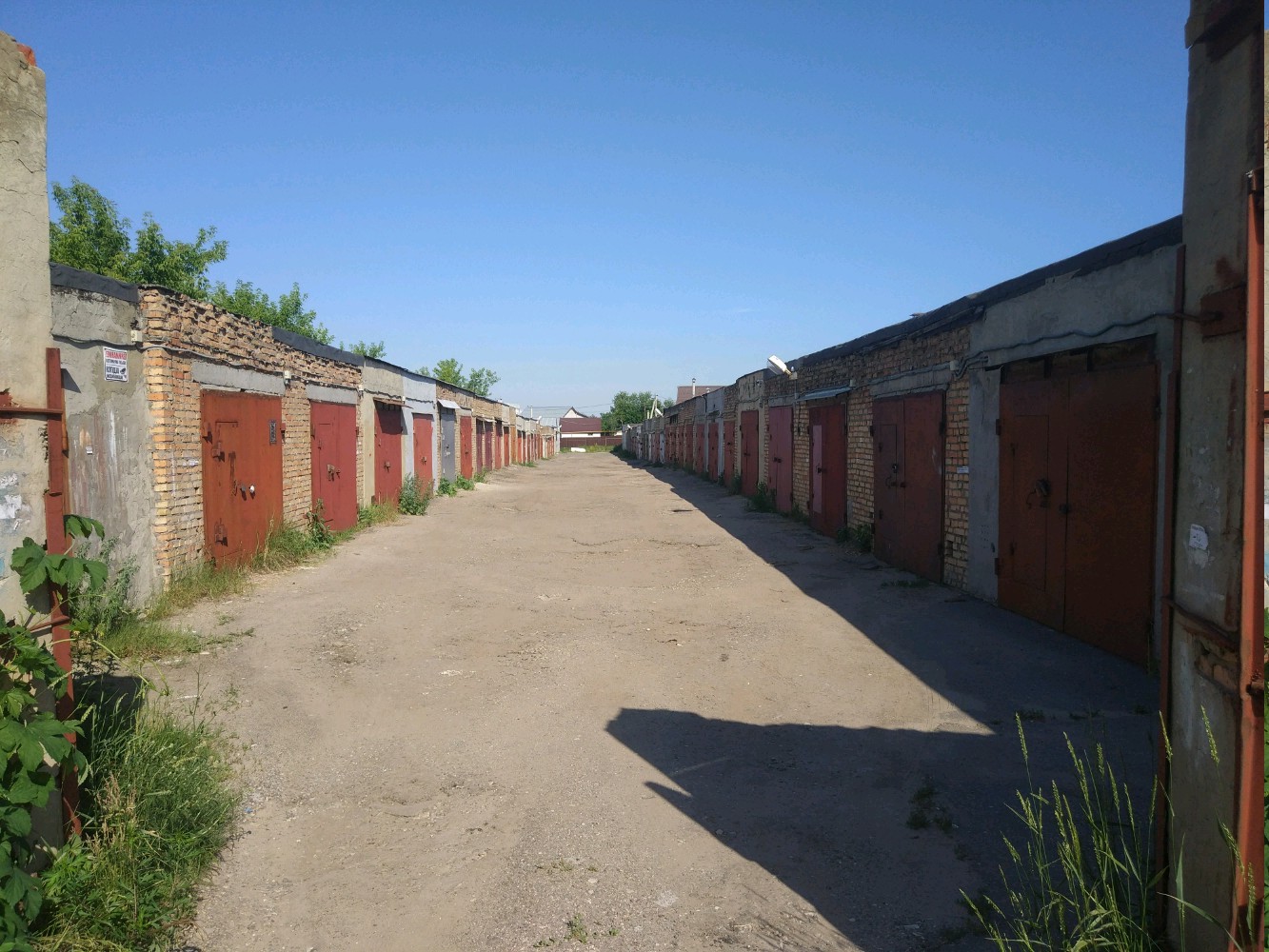 Госдума РФ приняла в III чтении законопроект о продлении "гаражной амнистии" до 2031 года