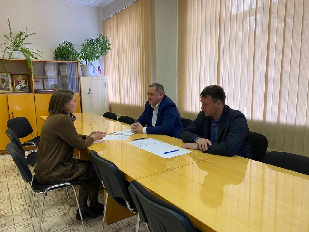 Андрей Кудинов провел прием граждан в Спасском районе Андрей Кудинов провел прием граждан в Спасском районе