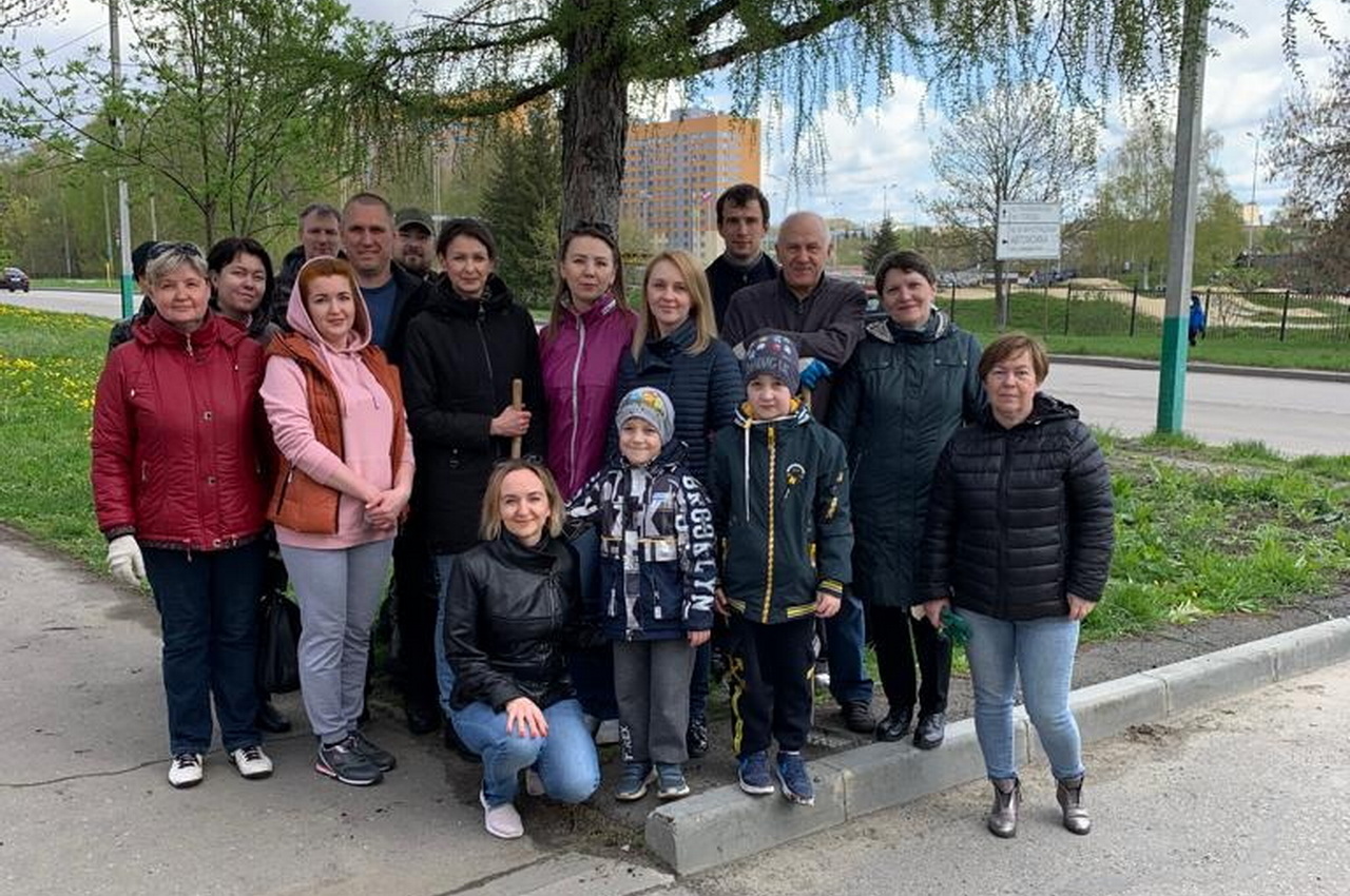 Коллектив Мингосимущества Пензенской области вышел на субботник Коллектив Мингосимущества Пензенской области вышел на субботник