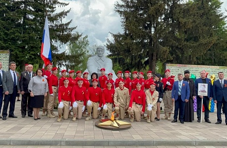 Андрей Кудинов в Спасском районе принял участие в торжественных мероприятиях посвященных 80-летию Победы в Великой Отечественной войне Андрей Кудинов в Спасском районе принял участие в торжественных мероприятиях посвященных 80-летию Победы в Великой Отечественной войне