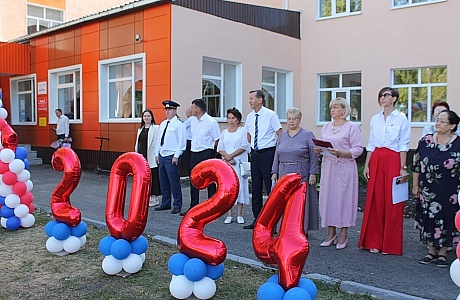 Заместитель Министра Александр Александров принял участие в торжественной линейке, посвященной Дню знаний в Спасском районе